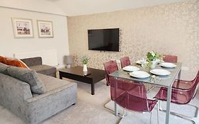 Horizon House, Modern 2-Bedroom Flat 2, Parking, Netflix, Oxford