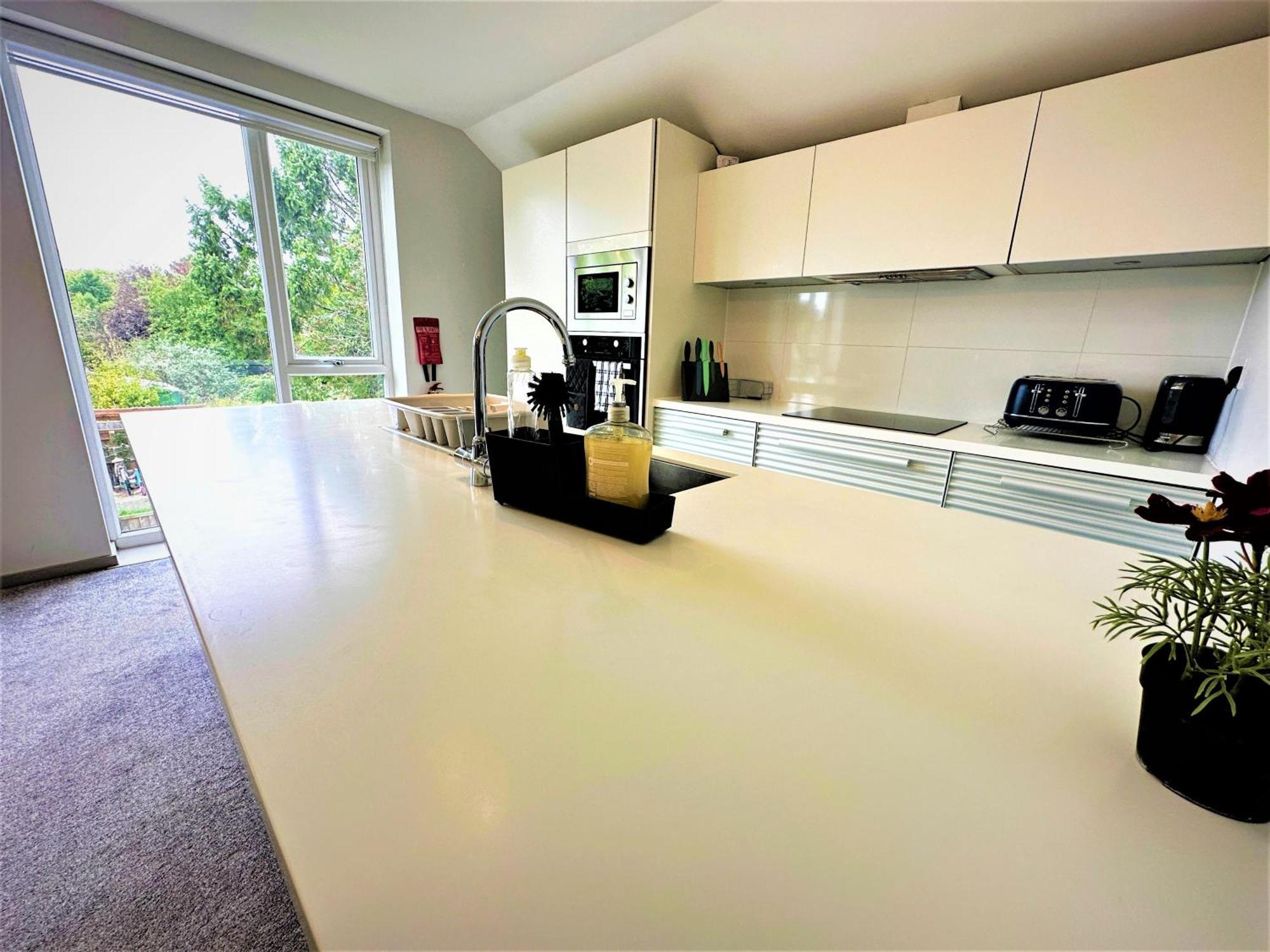Horizon House, Modern 2-Bedroom Flat 2, Parking, Netflix, Oxford Exterior foto